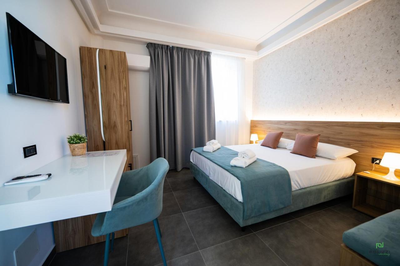 New River Hotel Borgetto Bagian luar foto